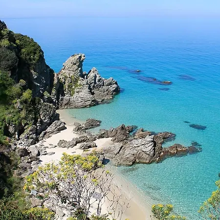 In A 15min Tropea 아파트 브리아티코